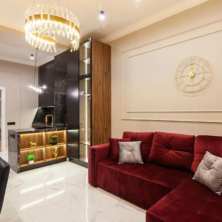 Leogrand Apartments On Svobody Avenue 43 Leopoli Esterno foto